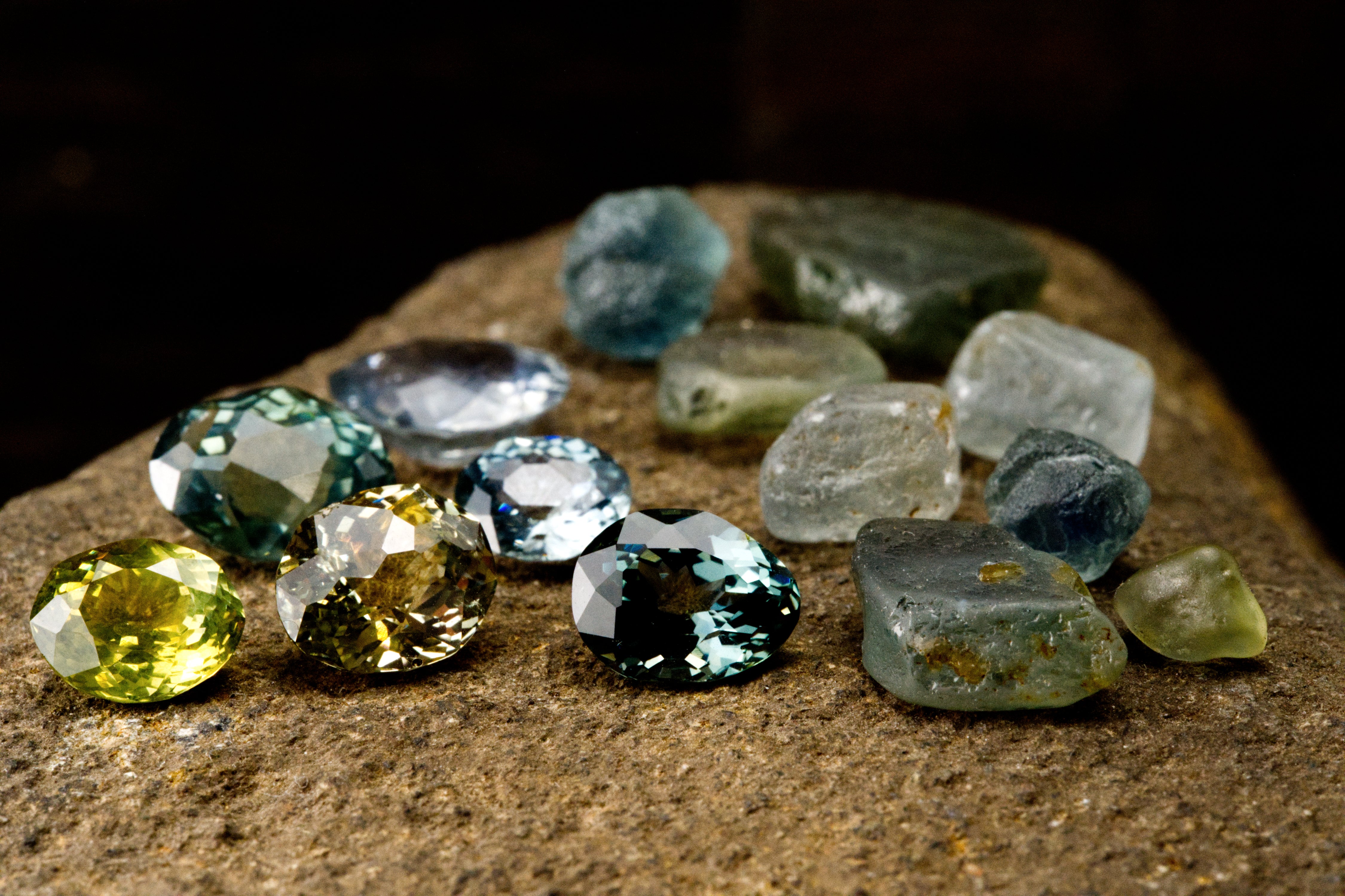 Heated vs. Unheated Sapphires: What Jewelers Need to Know